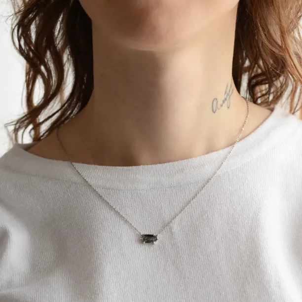 Gold necklace with hexagon moss agate VALINOR Image