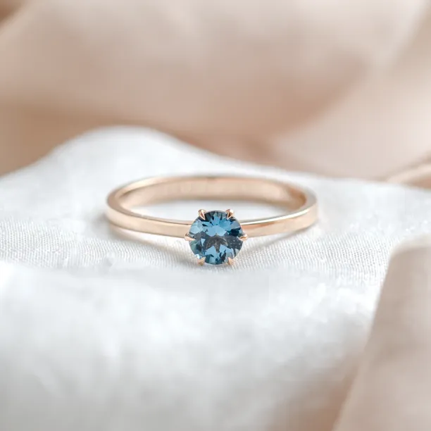 Zásnubní prsten s londýnským topazem BLAINN Image