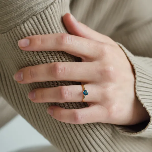 Zásnubní prsten s londýnským topazem BLAINN Image