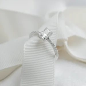 Original engagement ring with moissanites BIBI Thumbnail