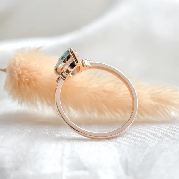 Netradiční zásnubní prsten s mechovým achátem a diamanty ALBRUNA Image