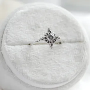 Zlatý cluster prsten se salt and pepper diamanty RAVE Thumbnail