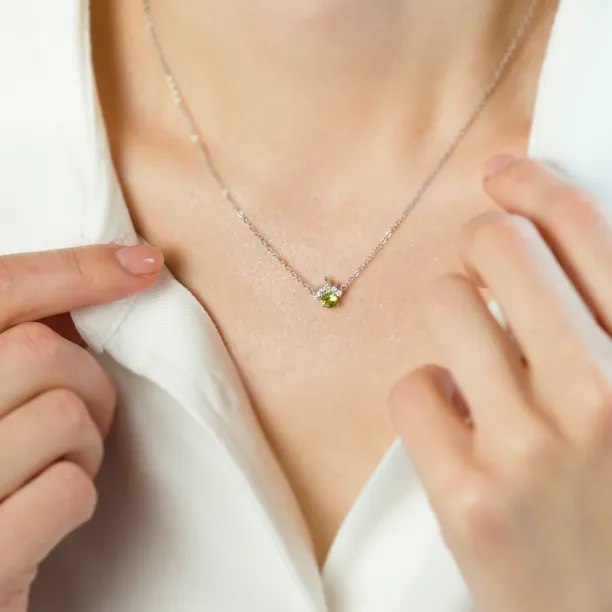 Zlatý náhrdelník s olivínem a diamanty LIME Image