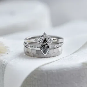 Engagement set of tree rings with salt and pepper diamonds ZERIX Thumbnail
