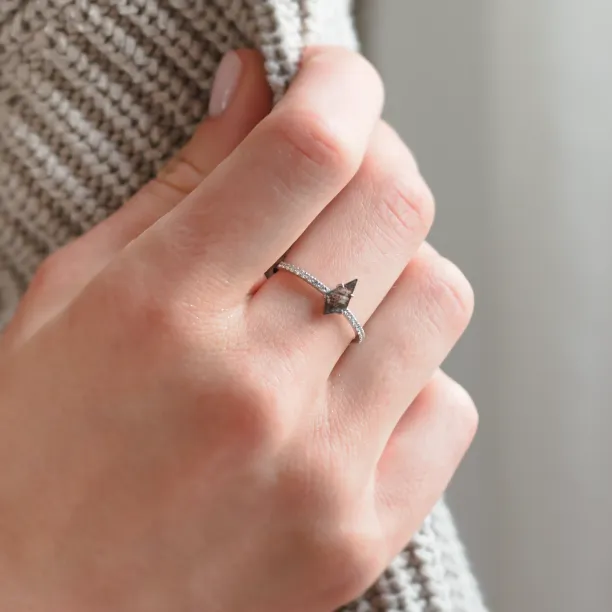 Engagement set of tree rings with salt and pepper diamonds ZERIX Image