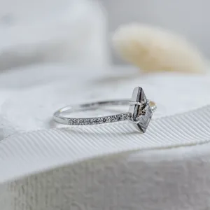 Zásnubní prsten s kite salt and pepper diamantem ZENITH Thumbnail