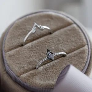 Zásnubní prsten s kite salt and pepper diamantem ZENITH Thumbnail