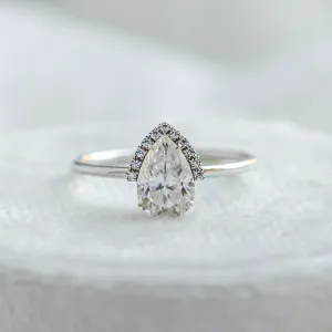 Luxury engagement set with moissanites KIMBER Thumbnail