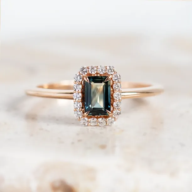 Halo gold ring with teal baguette sapphire and diamonds CELADON Image