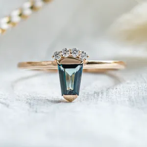 Unusual gold ring with teal sapphire and side diamonds AZRAQ