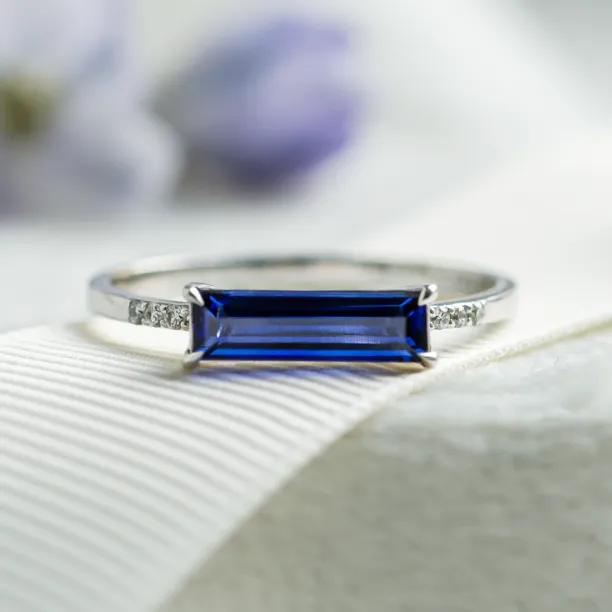 Gold ring with baguette blue lab grown sapphire and diamonds ODETA Image
