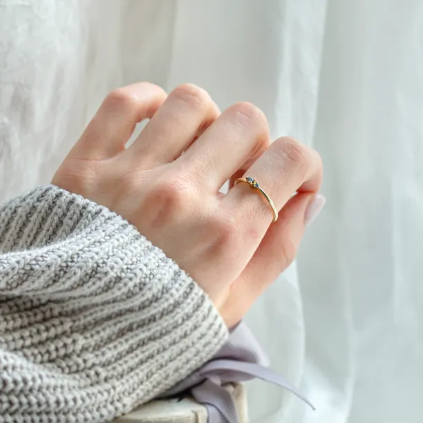 Minimalistický cluster prsten se salt and pepper diamanty ROWAN Image