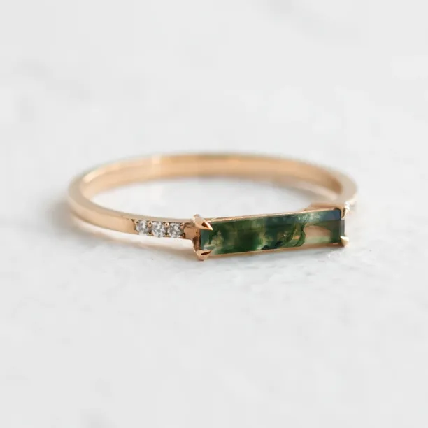 Gold ring with baguette moss agate and diamonds ELLETH Image