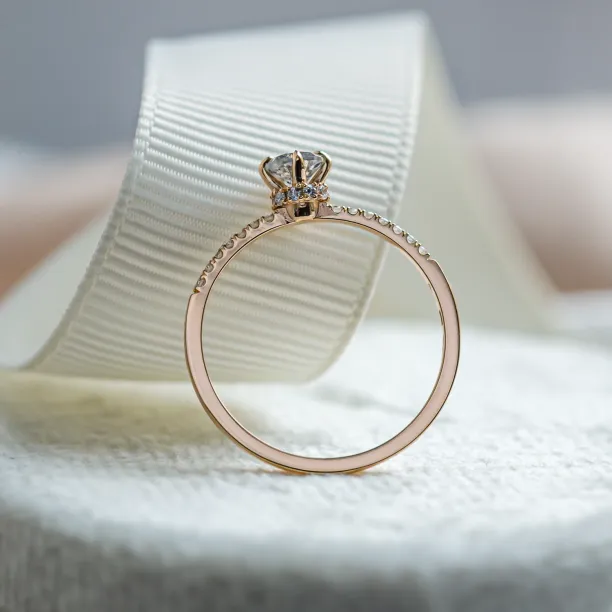 Engagement salt and pepper diamond ring with side diamonds SANREMO Image