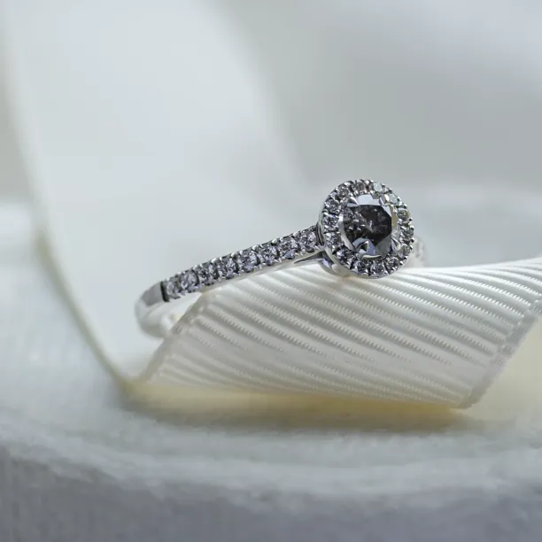 Halo engagement ring with salt and pepper diamonds MARILLA Image