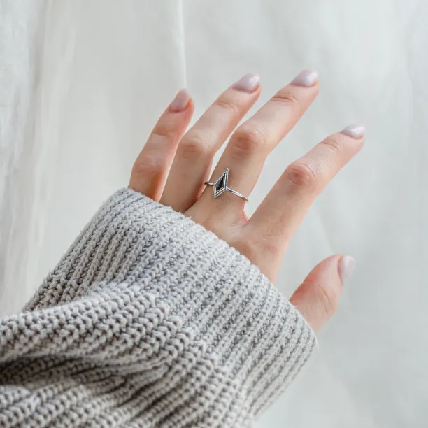 Vintage kite prsten se salt and pepper diamantem LIVIA Image