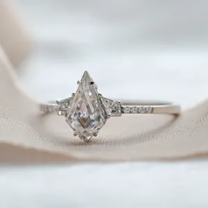 Luxusní zlatý prsten s moissanity ROGER Thumbnail