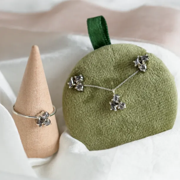 Sada šperků v cluster stylu se salt and pepper diamanty KARA Image