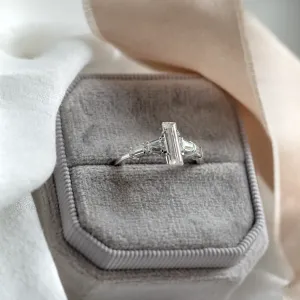 Elegant engagement ring with baguette moissanites EARL Thumbnail