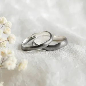 Black curved wedding rings SHALE Thumbnail