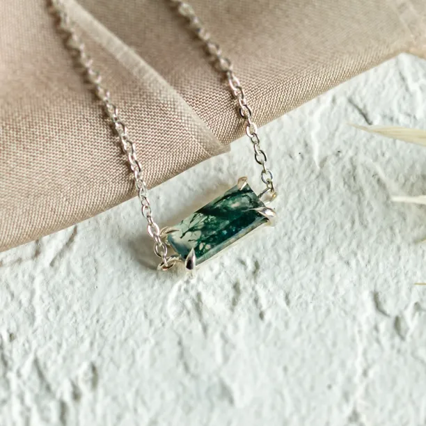 Zlatý náramek s baguette mechovým achátem SINDAR Image