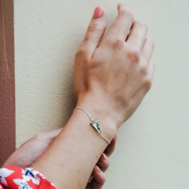 Zlatý náramek s triangle mechovým achátem VANYAR Image