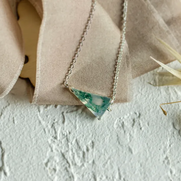 Zlatý náramek s triangle mechovým achátem VANYAR Image