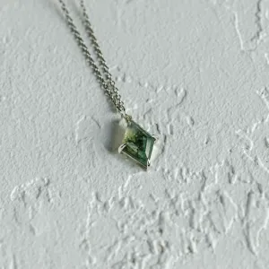 Zlatý náhrdelník s kite mechovým achátem QUENDI Thumbnail