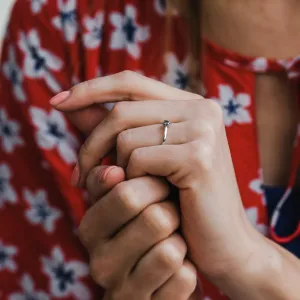 Soliter zásnubní prsten se salt'n'pepper diamantem GOTTARDO Thumbnail