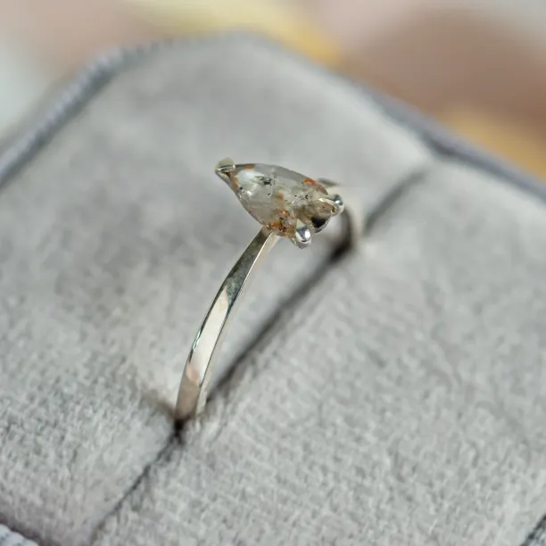 Prsten s pear salt'n'pepper diamantem CARMELO Image