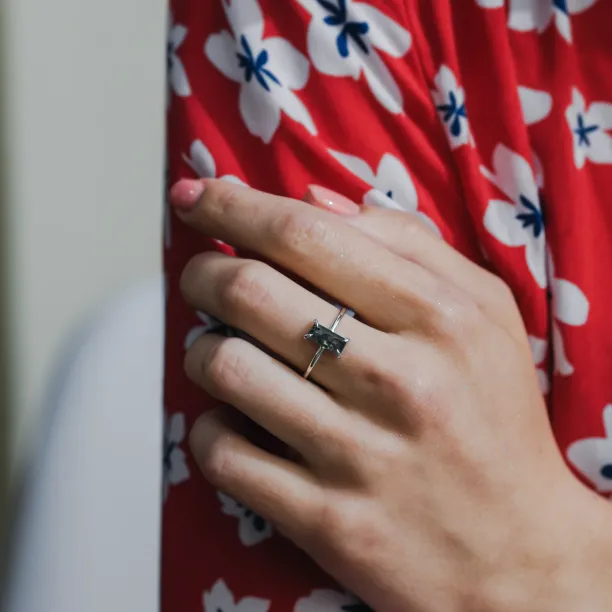 Elegant ring with baguette moss agate FAIRY Image