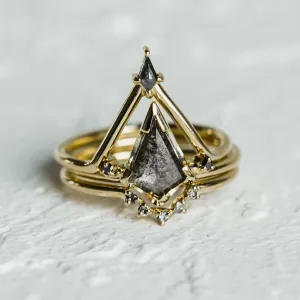 Engagement ring set with salt'n'pepper diamonds MEGHAN Thumbnail