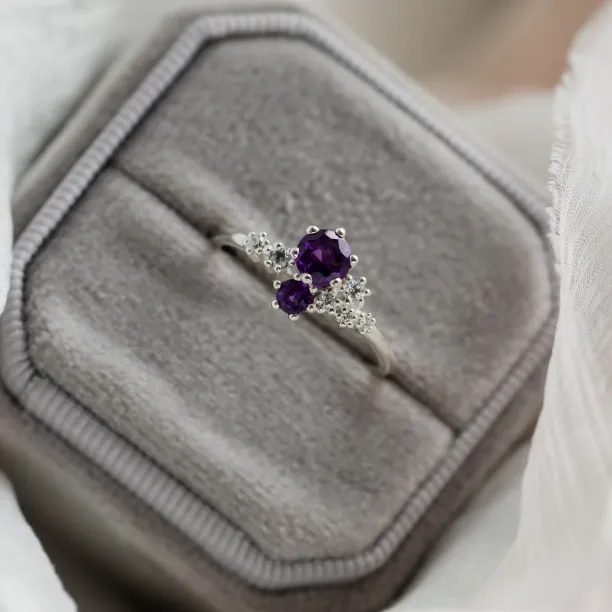 Zlatý cluster prsten s ametysty a diamanty BERRY Image