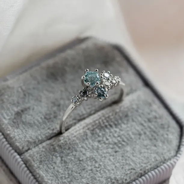 Cluster ring with aquamarines and diamonds GLACIER Image
