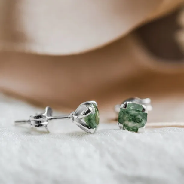 Round gold stud earrings with moss agate RENE Image