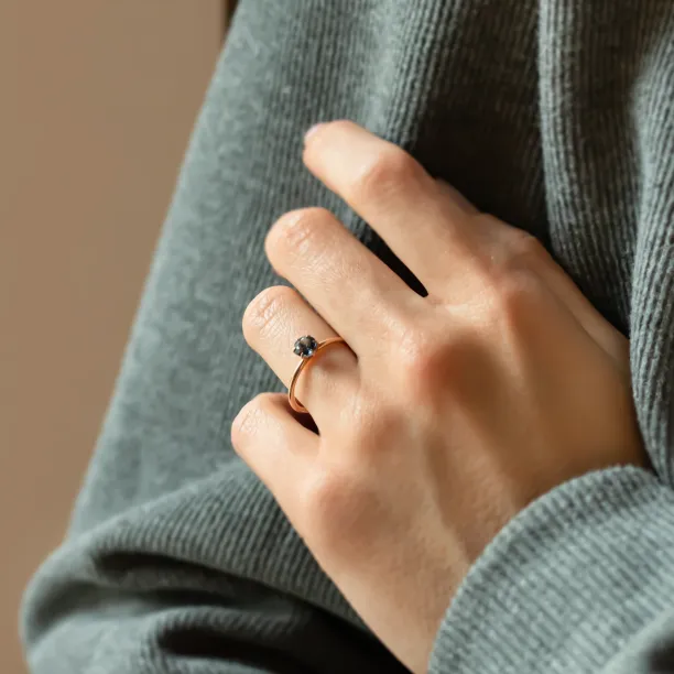 Zásnubní prsten s london blue topazem MARGARET Image