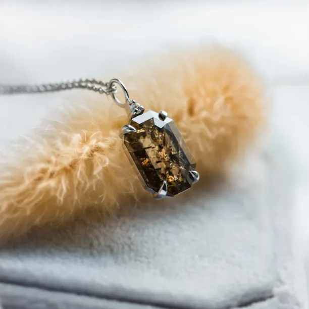 Zlatý náhrdelník s diamantem salt and pepper CATHERINE Image