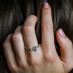 Netradiční cluster prsten se salt'n'pepper diamanty GEMBA Thumbnail