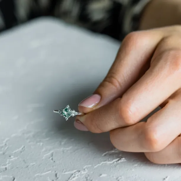 Mechový achát ve zlatém prstenu s diamanty ALBEROBELLO Image