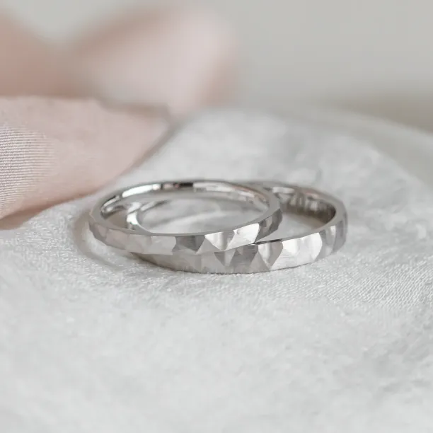 Unusual wedding bands with hammered surface BANG Image