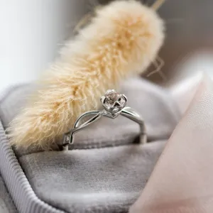 Gold ring with morganite and diamonds QUEENIE Thumbnail