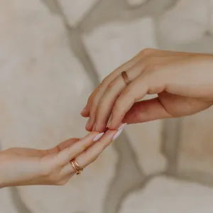 Snubní prsteny s netradičním povrchem MARTAS Thumbnail