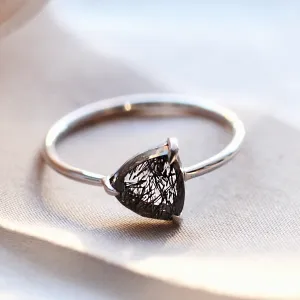 Minimalistický prsten s rutilovým křišťálem TRIGLAV Thumbnail