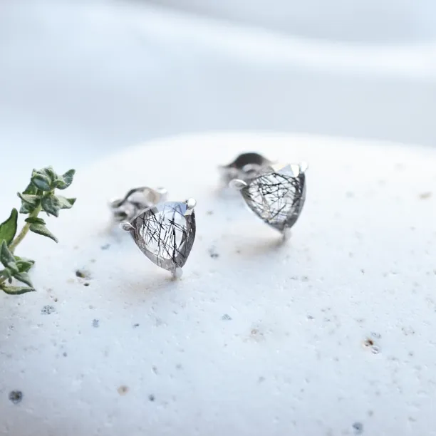 Zlaté náušnice s rutilovým křišťálem TRIADA Image