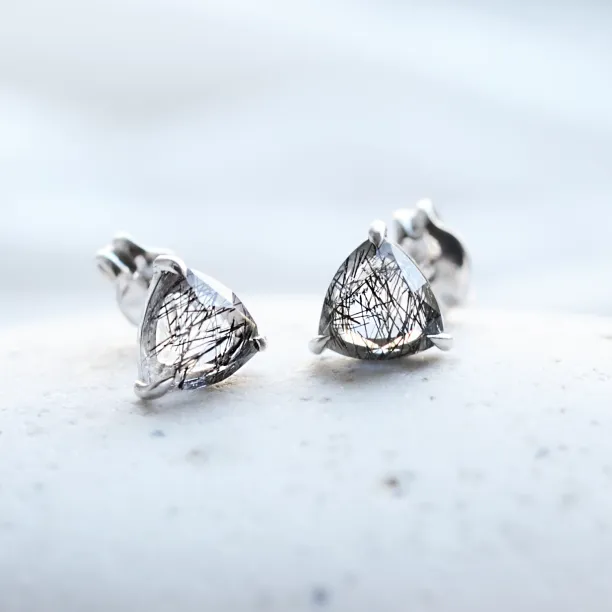 Zlaté náušnice s rutilovým křišťálem TRIADA Image