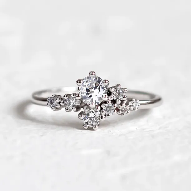 Vintage cluster diamond ring CLUSTERIA Image