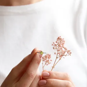 Zlatý prsten s olivínem a diamanty OLIVIA Thumbnail