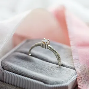 Unusual engagement ring with morganite MORGI Thumbnail