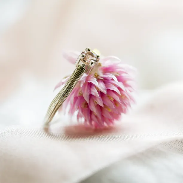 Unusual engagement ring with morganite MORGI Image