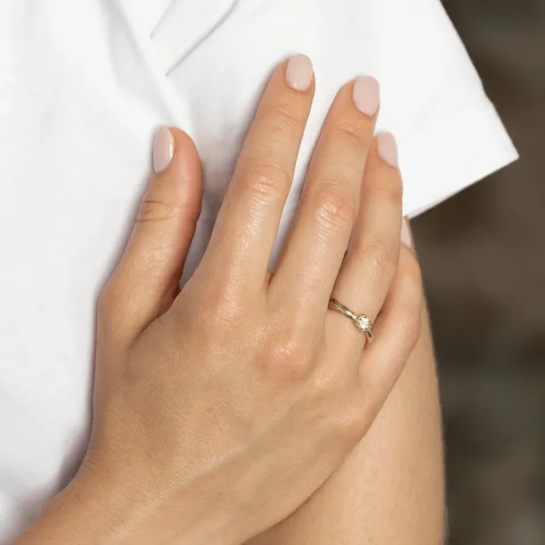 Zlatý větvičkový prsten s morganitem DREMIA Image